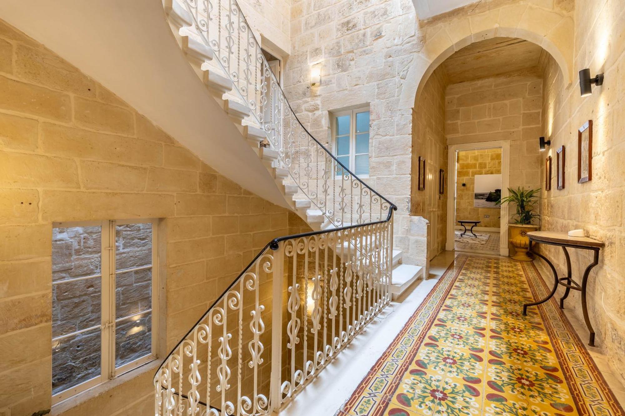 Stunning Valletta Palazzino Экстерьер фото